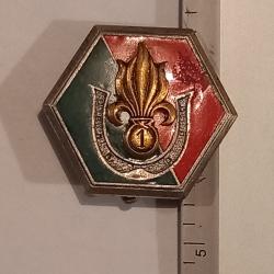 Insigne de la 1&egrave;re compagnie saharienne port&eacute;e de la L&eacute;gion (1&egrave;re CSPL)