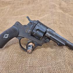 Revolver d'ordonnance 1874 ww1