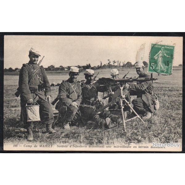 CPA -  CAMP de MAILLY Soldats d'Infanterie Actionnant une mitrailleuse - N�7454