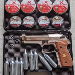 Vend pistolet BERETTA M92 Co2 . CAL 4.5