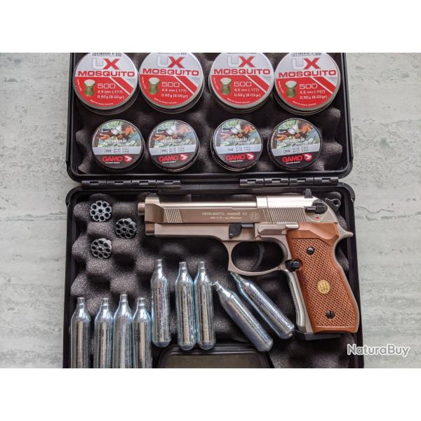 Vend pistolet BERETTA M92 Co2 . CAL 4.5