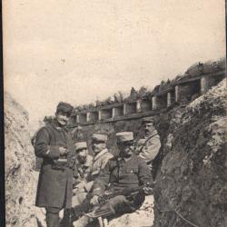 CPA - Guerre 1914-15-  Aux Tranch&eacute;es - N&deg;7458