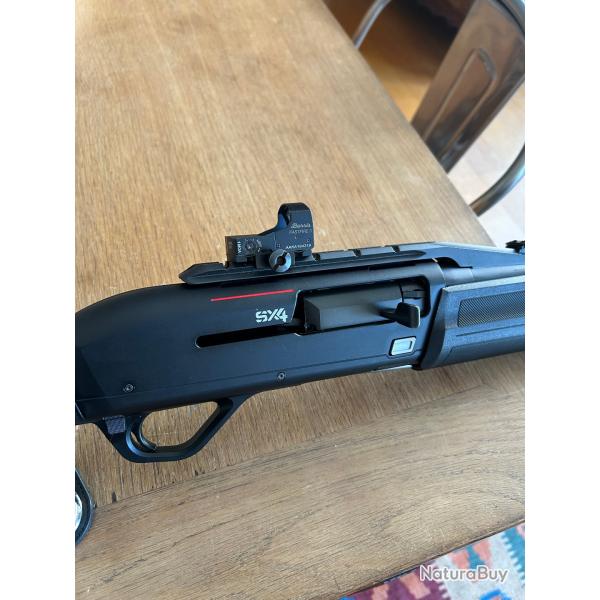fusil  winchester sx4 canon raye cal 12 76  avec point rouge burris