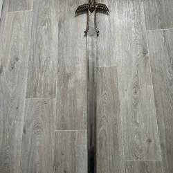 &eacute;p&eacute;e m&eacute;di&eacute;vale nue