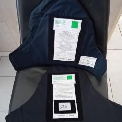 Ench&egrave;re lot de 3 plaques balistiques contre les armes de poings et les lames AEGIS 48X33 cm