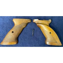 Crosse bois pour Pistolet Browning Challenger, mod 150, concours, ...?