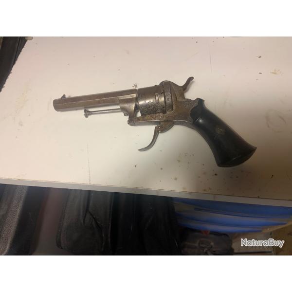 Revolver � broche double action de marque EL G