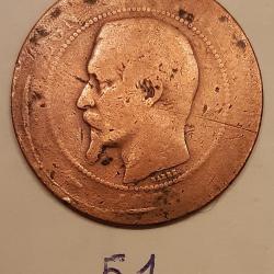 1 pi&egrave;ce Napol&eacute;on III, DIX centimes (bronze ou cuivre) us&eacute;e avec marque de coin de frappe d&eacute;centr&eacute;e