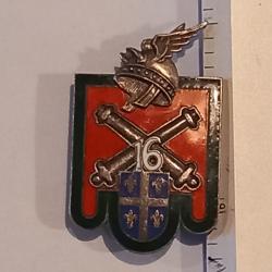 Insigne du 16&egrave;me r&eacute;giment d'artillerie (16&egrave;me RA)