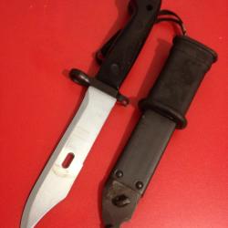 Ba&Iuml;onnette AK47