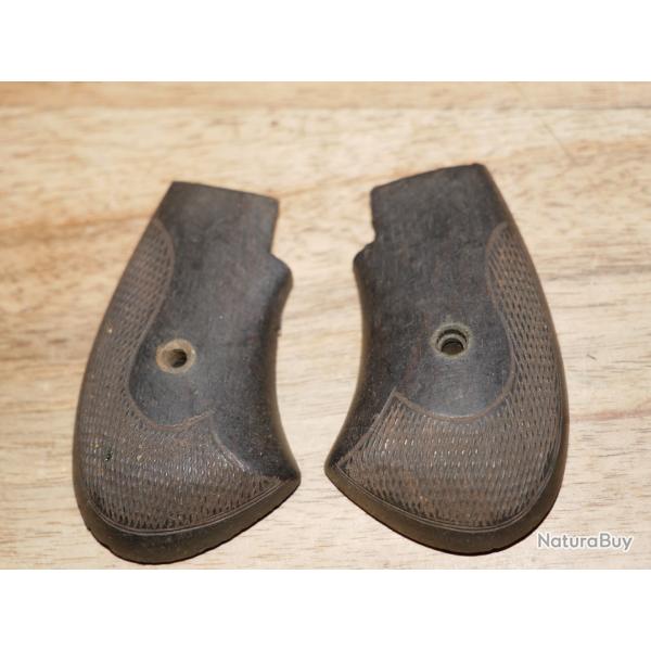 Paire de plaquettes de Revolver 320