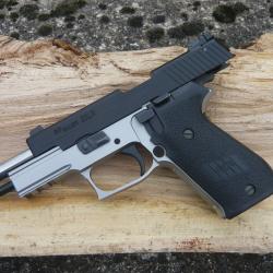 Pistolet SIG SAUER P220 22lr &eacute;tat neuf