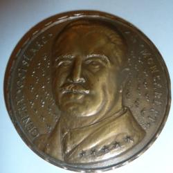 m&eacute;daille en bronze  Gal:de MONSABERT