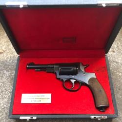 &Eacute;TAT NEUF REVOLVER TYPE NAGANT 1878 OFFERT EN CADEAU COFFRET CAL 7,5