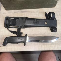 COUTEAU POIGNARD DE PLONGEE AITOR TIBURON  RARE