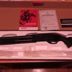 Fusil &agrave; pompe WINCHESTER sxp defender NEUF