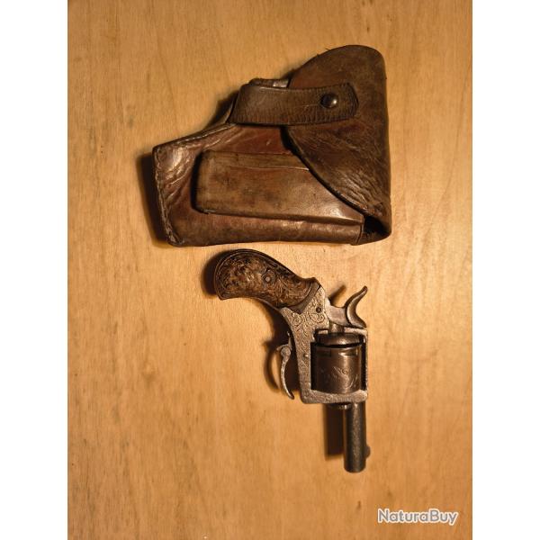 Bulldog allemand ancien original avec son etui en cuir