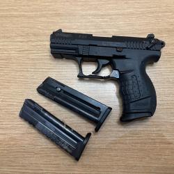 Pistolet semi auto Walther cal22lr avec trois chargeurs &agrave; 1� sans prix de r&eacute;serve !