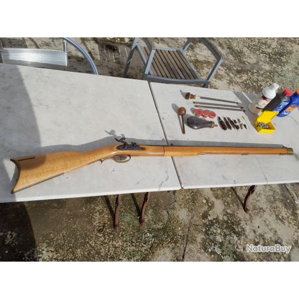 Fusil poudre noire kentucky  cal.45 percussion, avec acc�ssoires
