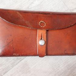 Cartouchi&egrave;re de ceinture Suisse / porte chargeur Pochette en cuir pour clips toutes armes - FASS 57