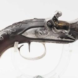 PISTOLET DE POCHE D'OFFICIER DE MARINE CALOTTE T&Ecirc;TE D'OISEAU SIGN&Eacute; PARIS - FRANCE XVIII&egrave; Categorie D