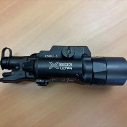Lampe Surefire X300 Ultra - 1� sans prix de r&eacute;serve !!