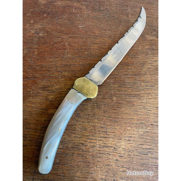 Couteau de chasse ancien corne