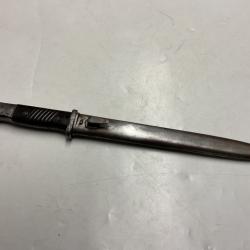 Vendu uniquement en France ba&iuml;onnette allemande 1942.