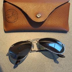 ?AY BAN AVIATOR M&eacute;tal verre grav&eacute;  B,L  tr&egrave;s  belle occasion d?avoir une l&eacute;gende  chasse p&ecirc;che voile