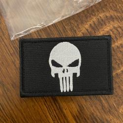 &Eacute;cusson Patch Punisher Tissu Velcro Noir Airsoft Neuf