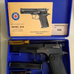 Vends pistolet STAR 30M 9x19 dans sa boite d'origine avec 2 chargeurs, le tout en bon &eacute;tat.