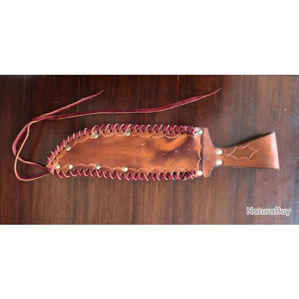 Etui en cuir artisanal pour un couteau Bowie 25 cm de lame