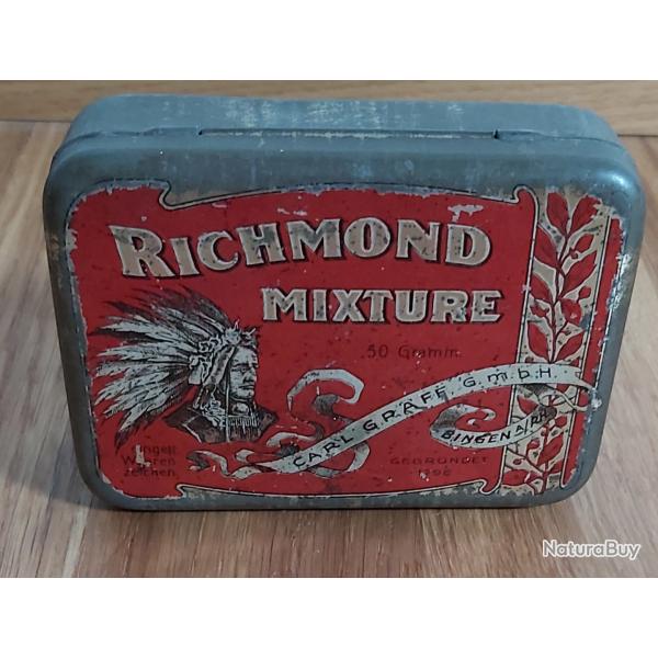 BOITE tr�s ANCIENNE de COLLECTION , de tabac, en fer avec une t�te d'INDIEN sur le dessus.