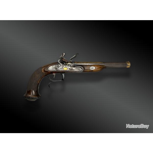 PISTOLET D'OFFICIER SUP�RIEUR, � SILEX, PAR LE PAGE ARQUEBUSIER DE L'EMPEREUR France, 1er Emp.