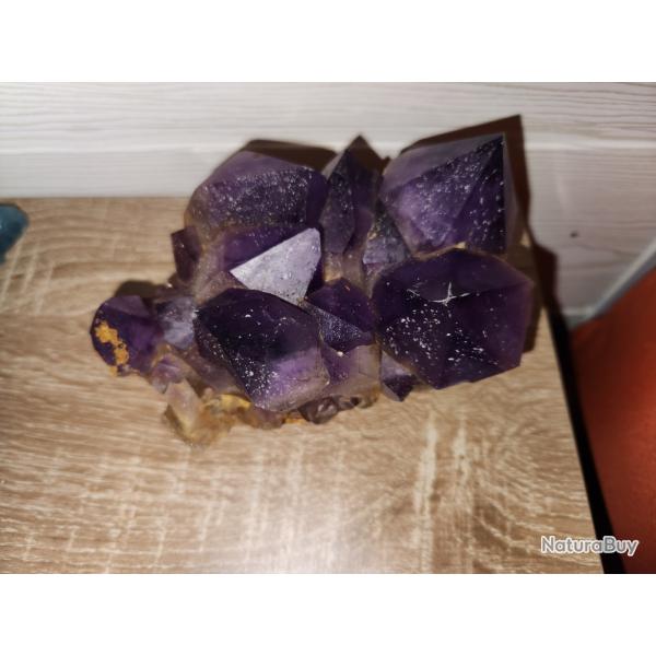 Magnifique pierre d'am�thyste magnifique, guerison, force, amiti�, confiance en soi, beaut�