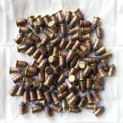 Lot d'une centaine de cartouches en calibre 22LR double culot ( bosquette )