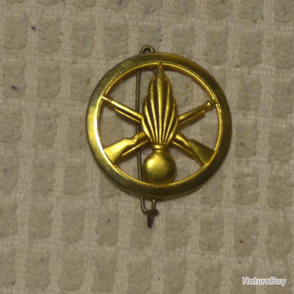 insigne de b�ret Arm�e fran�aise infanterie
