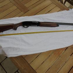 Fusil Semi-automatique Benelli Montefeltro Ultra Light Calibre 12/76 Canon de 61cm