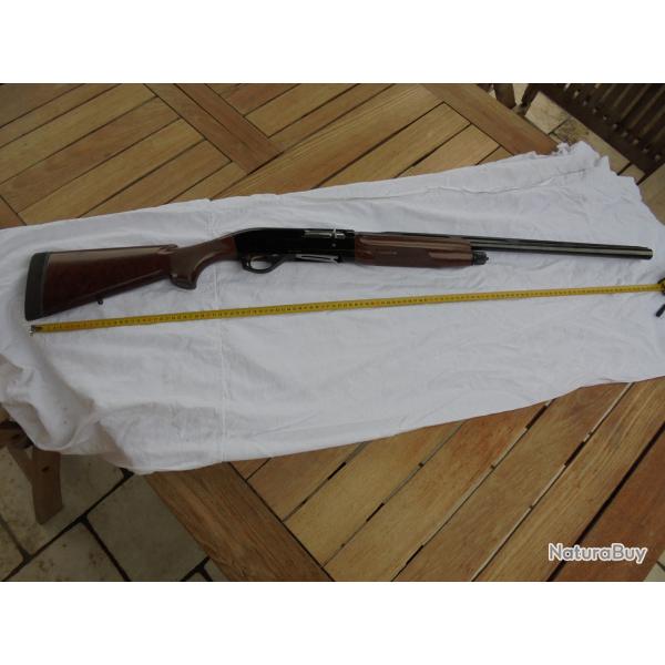 Fusil Semi-automatique Benelli Montefeltro Ultra Light Calibre 12/76 Canon de 61cm