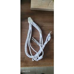 Fourrag&egrave;re blanche