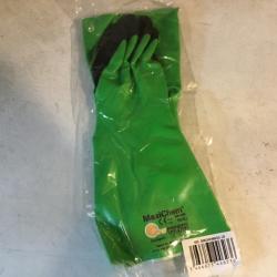 Gants Maxichem.