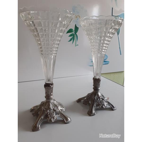 Rare paire de vase tulipier