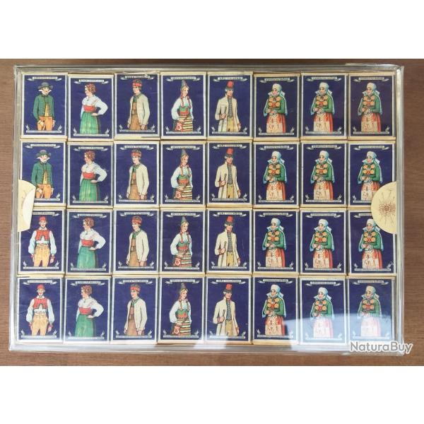 Coffret d'anciennes bo�tes d'allumettes su�doises , pleines et non utilis�es (plus de 130 bo�tes)
