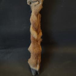 Petite patte de chevreuil tress&eacute;e