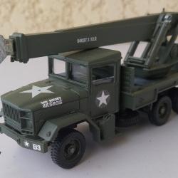 V&eacute;hicule Militaire Camion grue