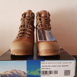 Chaussures de combat pointure 45