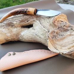 Petit couteau artisanal bois de cerf