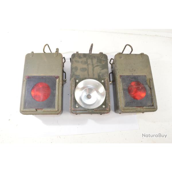 Lot lampe de signalisation / balisage Arm�e Fran�aise' ann�es 1970 - 1980. OVG. Surplus
