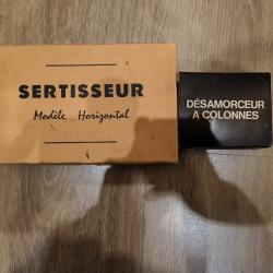 Sertisseur et desamorceur