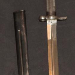 Ba&iuml;onnette SUEDOISE M96 , fourreau non marqu&eacute;